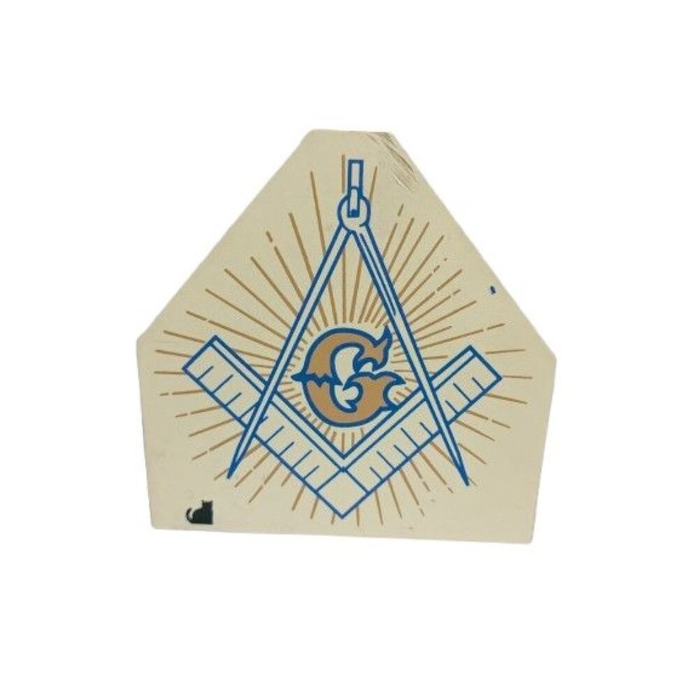 Masonic Symbol Cat's Meow Shelf Sitter 3.5 in Tall 1999 CSTA2965